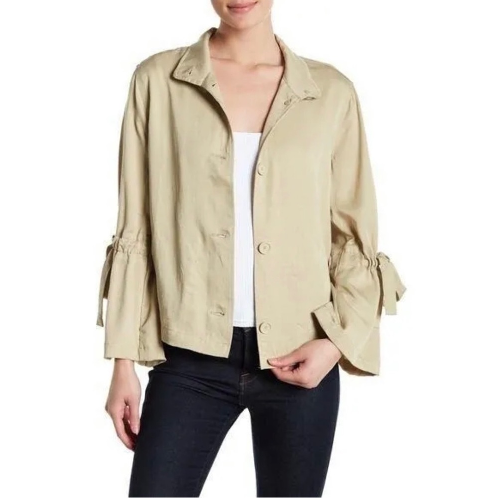 Catherine Malandrino mock neck tan button up light jacket NEW- S
